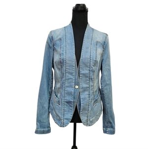 CAbi Manhattan Beach Layered Look Denim Jacket 98% Cotton 2% Spandex Size M